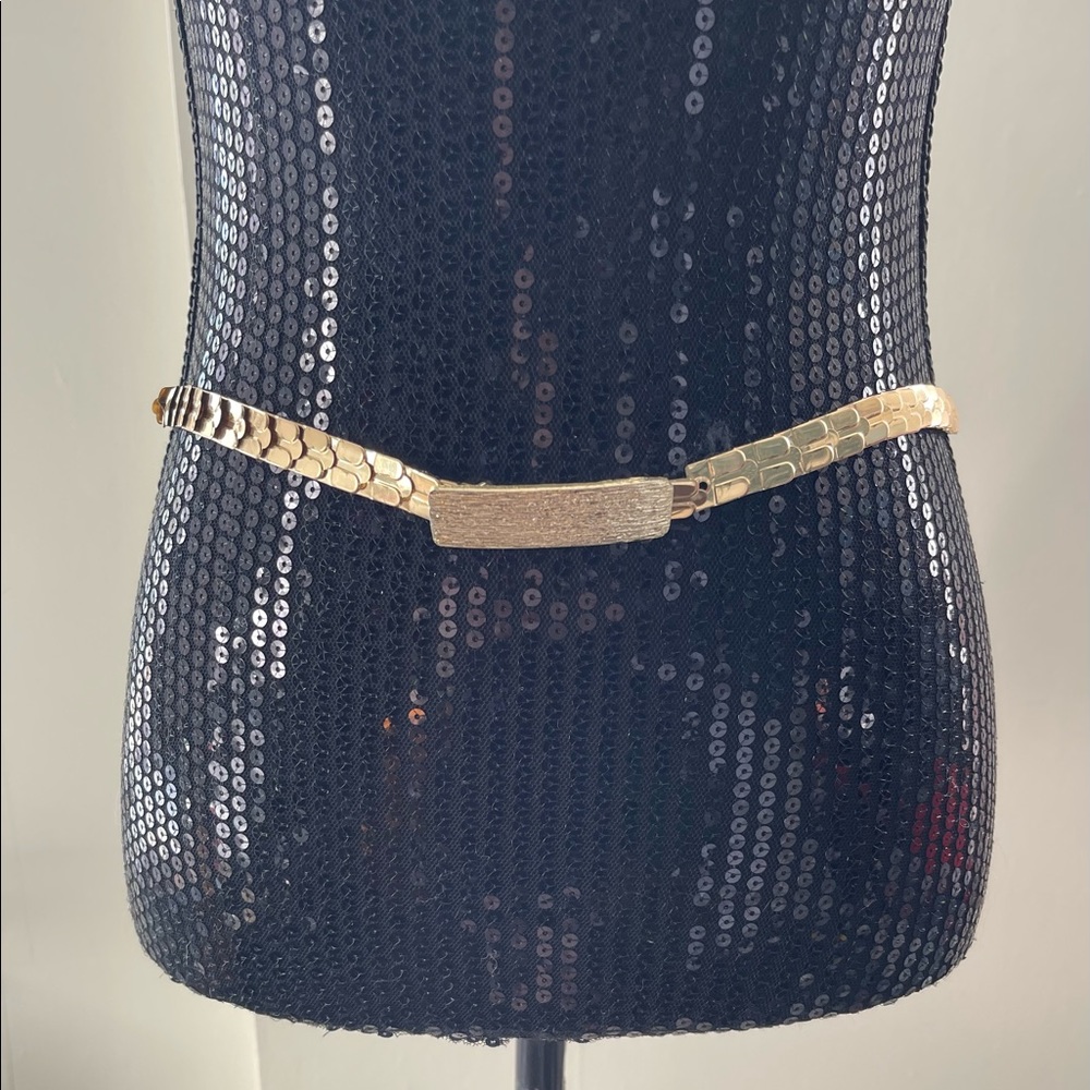 Vintage Style Gold Toned Fish Scale Stretchy Belt